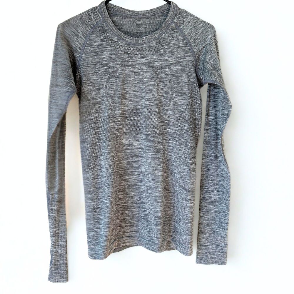 Lululemon Swiftly Tech 2.0 Long Sleeve Size 2 Gray Hip Length 26"